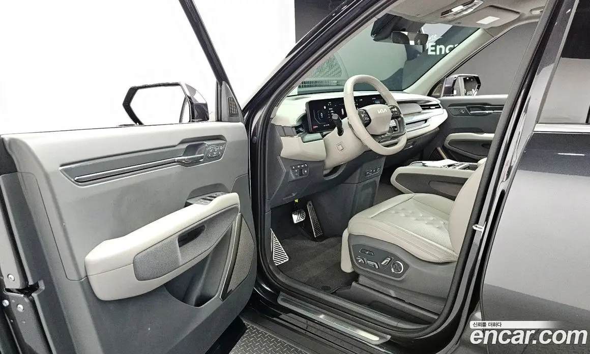 Kia EV9 2023 0.1 автомат (гидро), фото 13