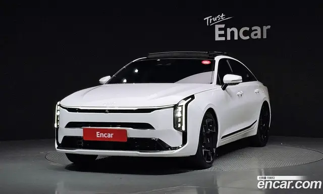 Kia K8, 2025, 15 724 км