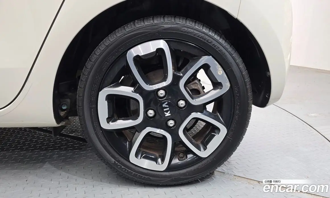 Kia Ray 2018 1.0 автомат (гидро), фото 7