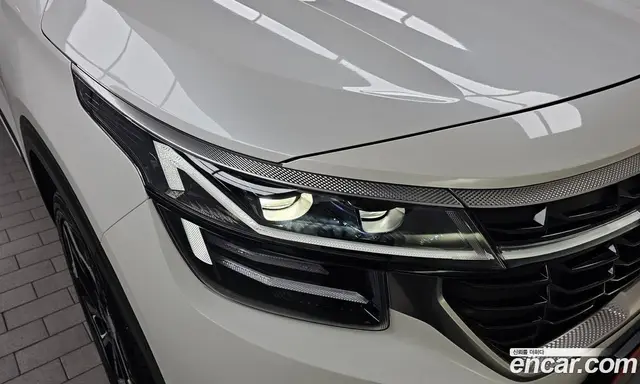 Kia Seltos 2024 1.6 автомат (гидро), миниатюра 8