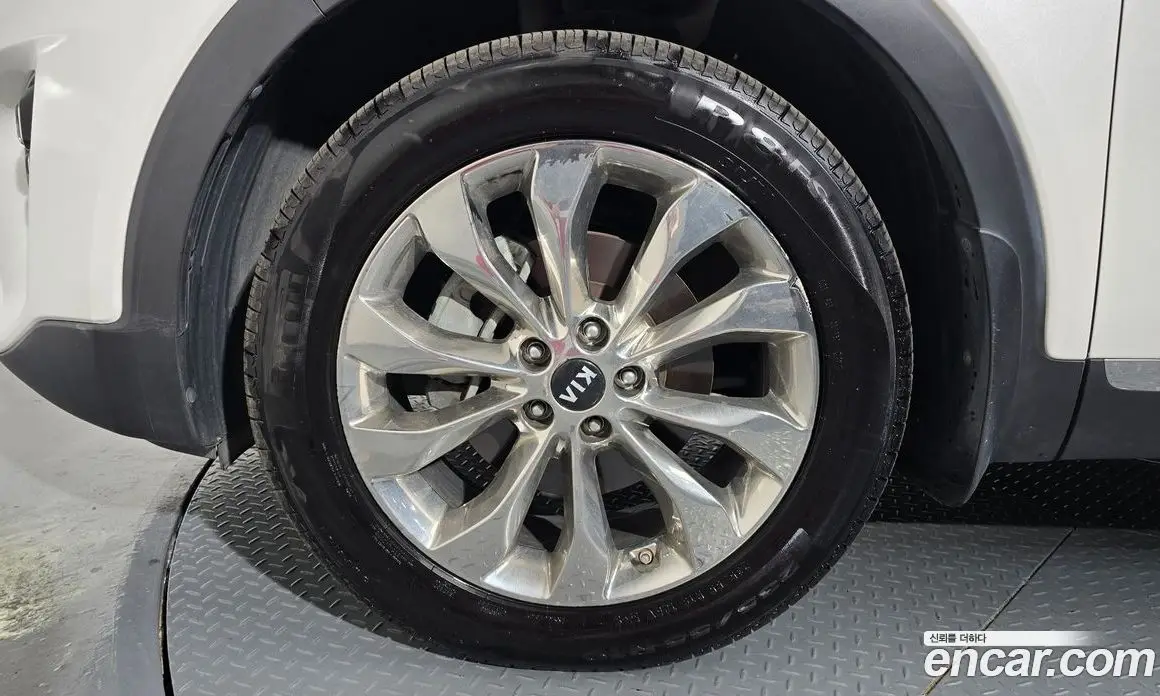 Kia Sorento 2019 2.0 автомат (гидро), фото 5