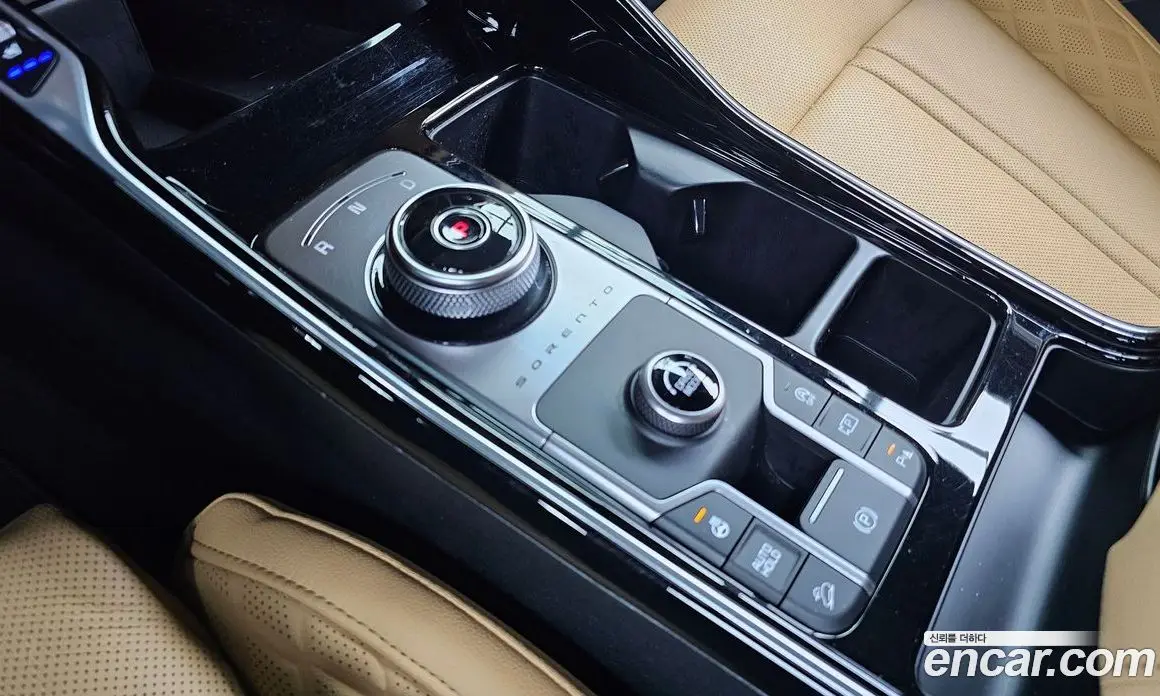 Kia Sorento 2023 2.5 автомат (гидро), фото 12