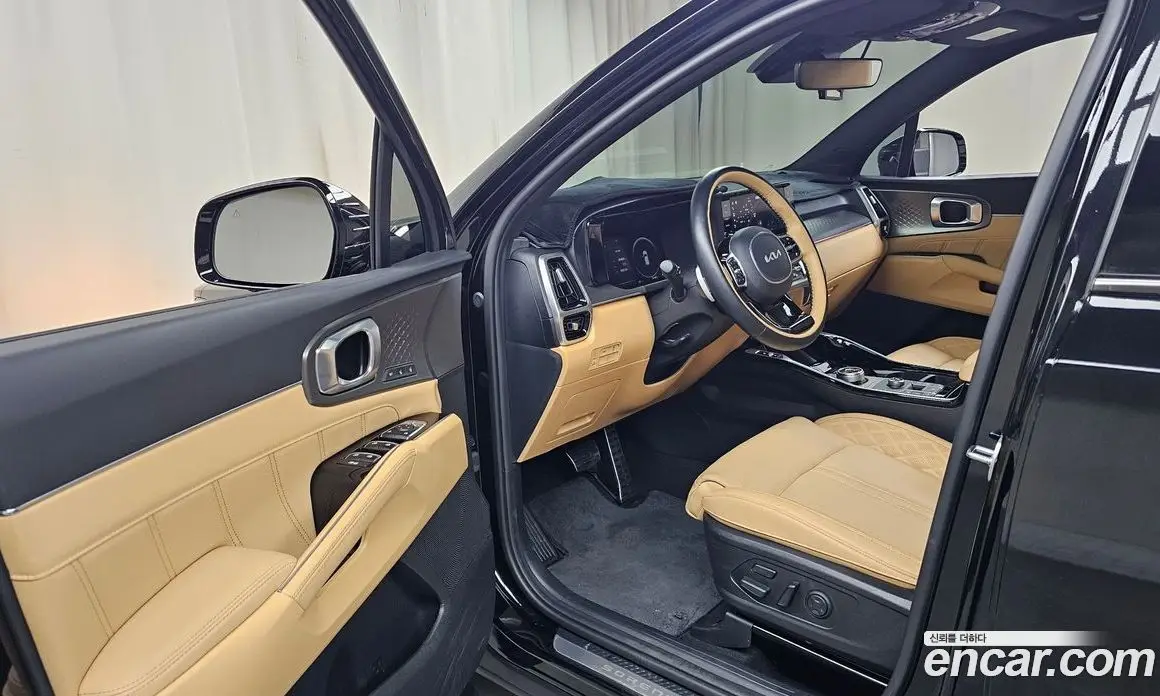 Kia Sorento 2023 2.5 автомат (гидро), фото 13