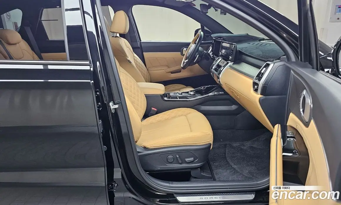 Kia Sorento 2023 2.5 автомат (гидро), фото 16