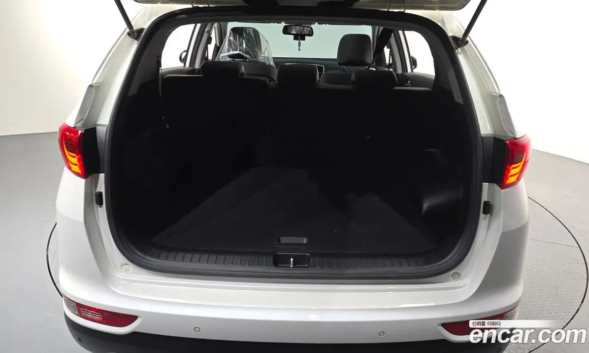 Kia Sportage 2018 2.0 автомат (гидро), фото 23