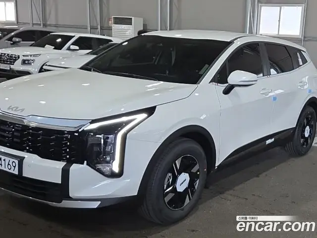 Kia Sportage 2026 1.6 автомат (гидро), миниатюра 3