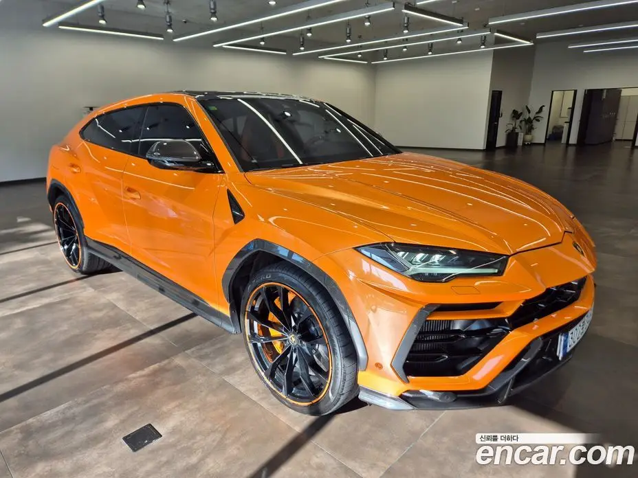 Lamborghini Urus 2022 4.0 автомат (гидро), фото 2 Lamborghini Urus 2022 4.0 автомат (гидро), фото 2