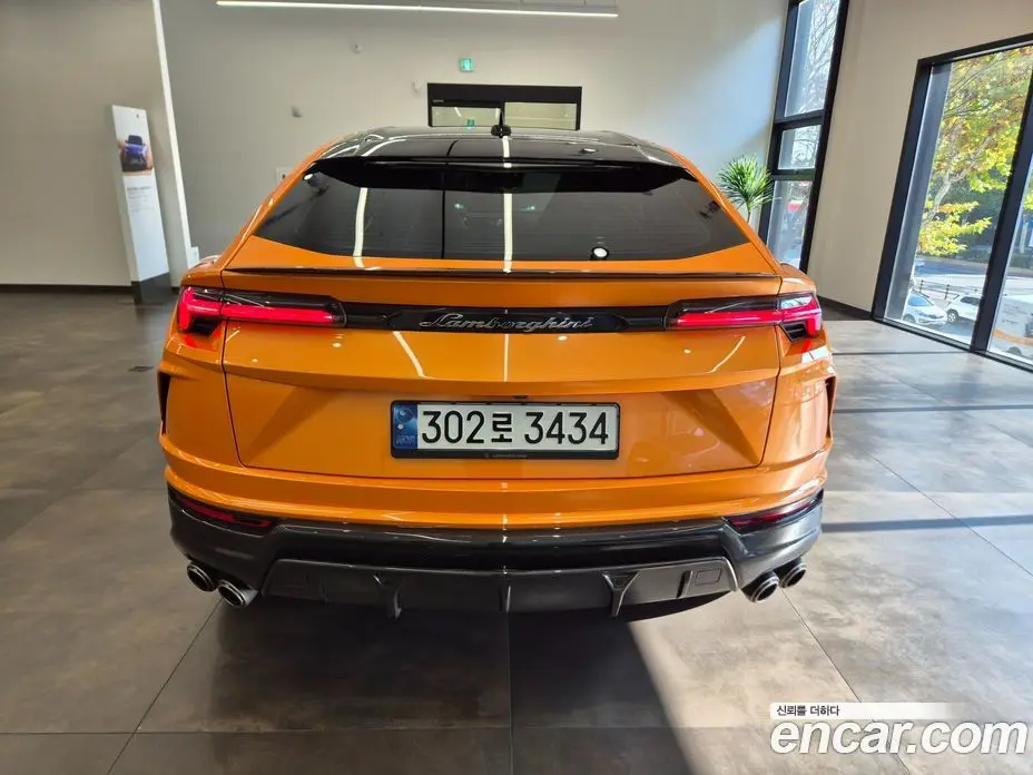 Lamborghini Urus 2022 4.0 автомат (гидро), фото 4 Lamborghini Urus 2022 4.0 автомат (гидро), фото 4