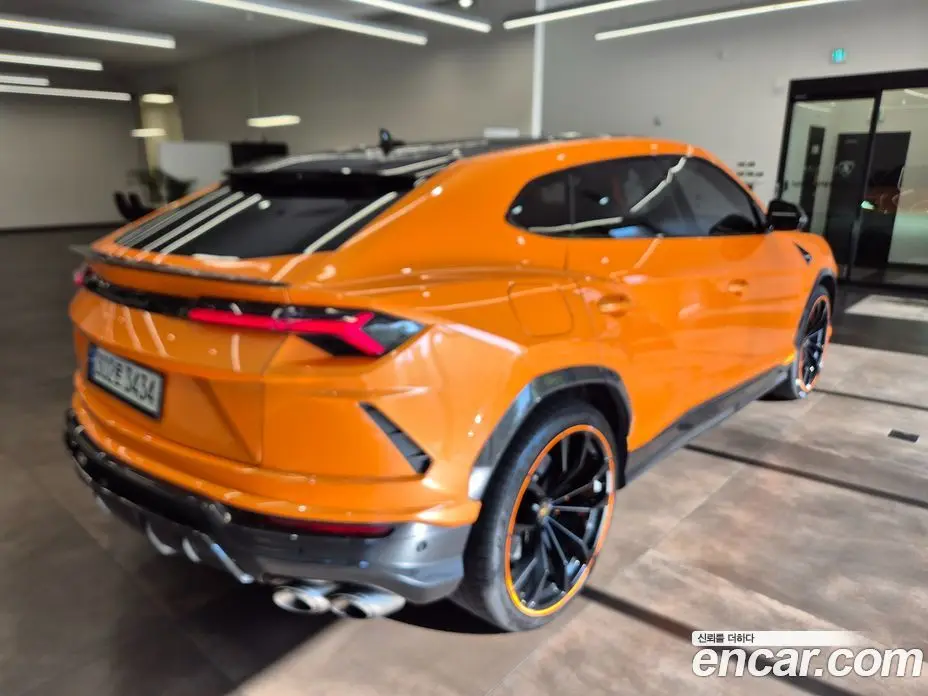 Lamborghini Urus 2022 4.0 автомат (гидро), фото 7 Lamborghini Urus 2022 4.0 автомат (гидро), фото 7