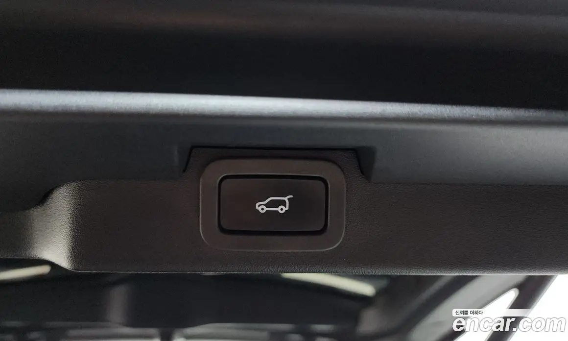 Land Rover Discovery 2018 3.0 автомат (гидро), фото 24