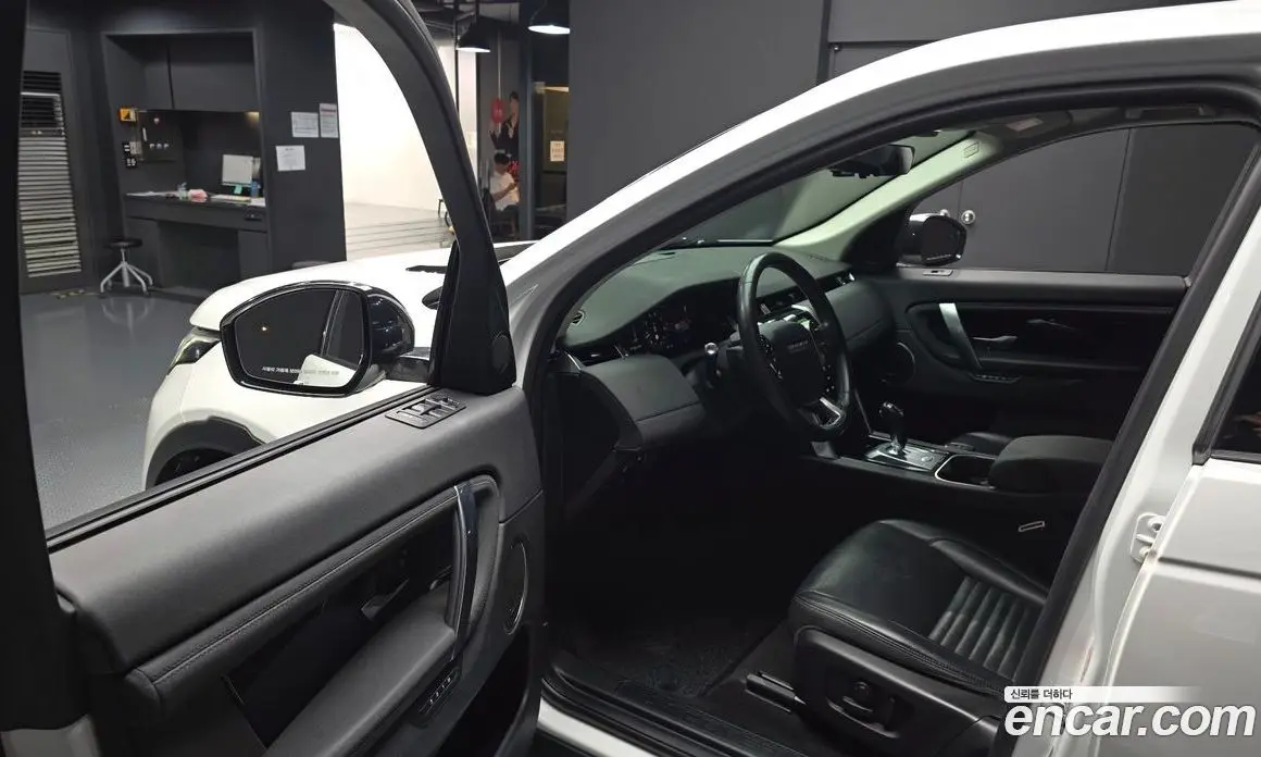 Land Rover Discovery Sport 2020 2.0 автомат (гидро), фото 10