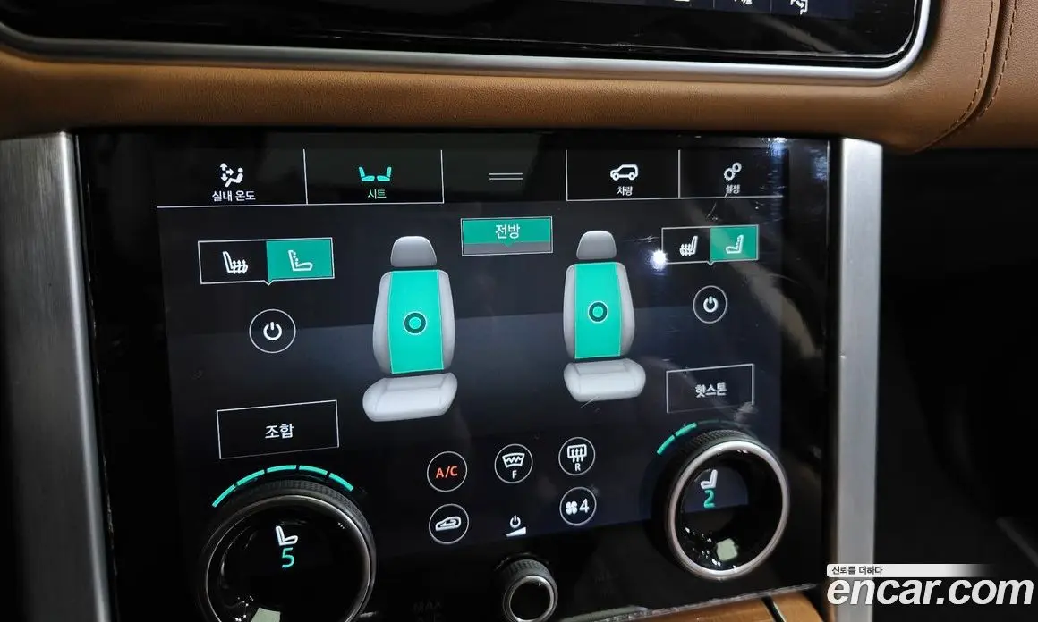 Land Rover Range Rover 2018 4.4 автомат (гидро), фото 31