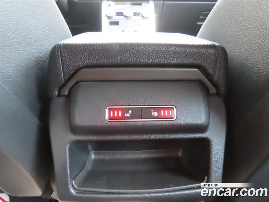 Land Rover Range Rover Evoque 2016 2.0 автомат (гидро), фото 8