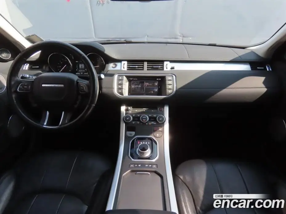 Land Rover Range Rover Evoque 2016 2.0 автомат (гидро), фото 9