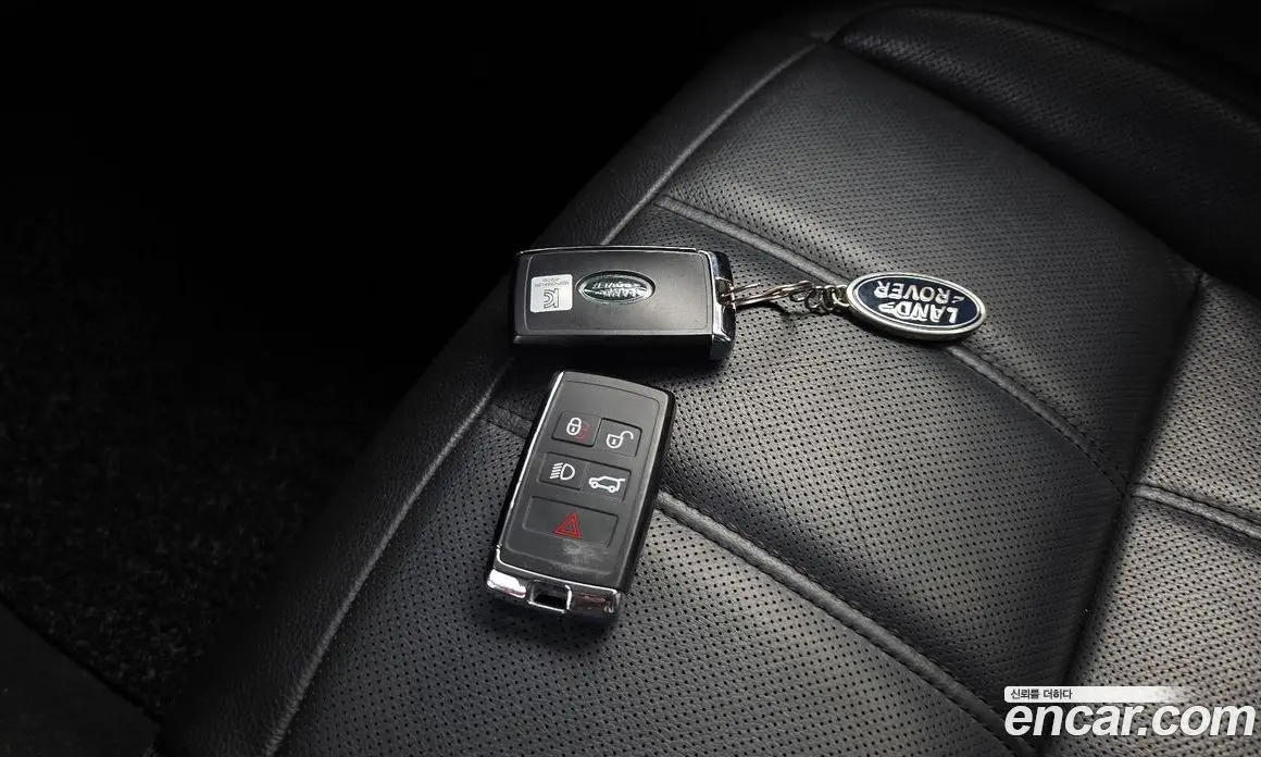Land Rover Range Rover Evoque 2020 2.0 автомат (гидро), фото 31