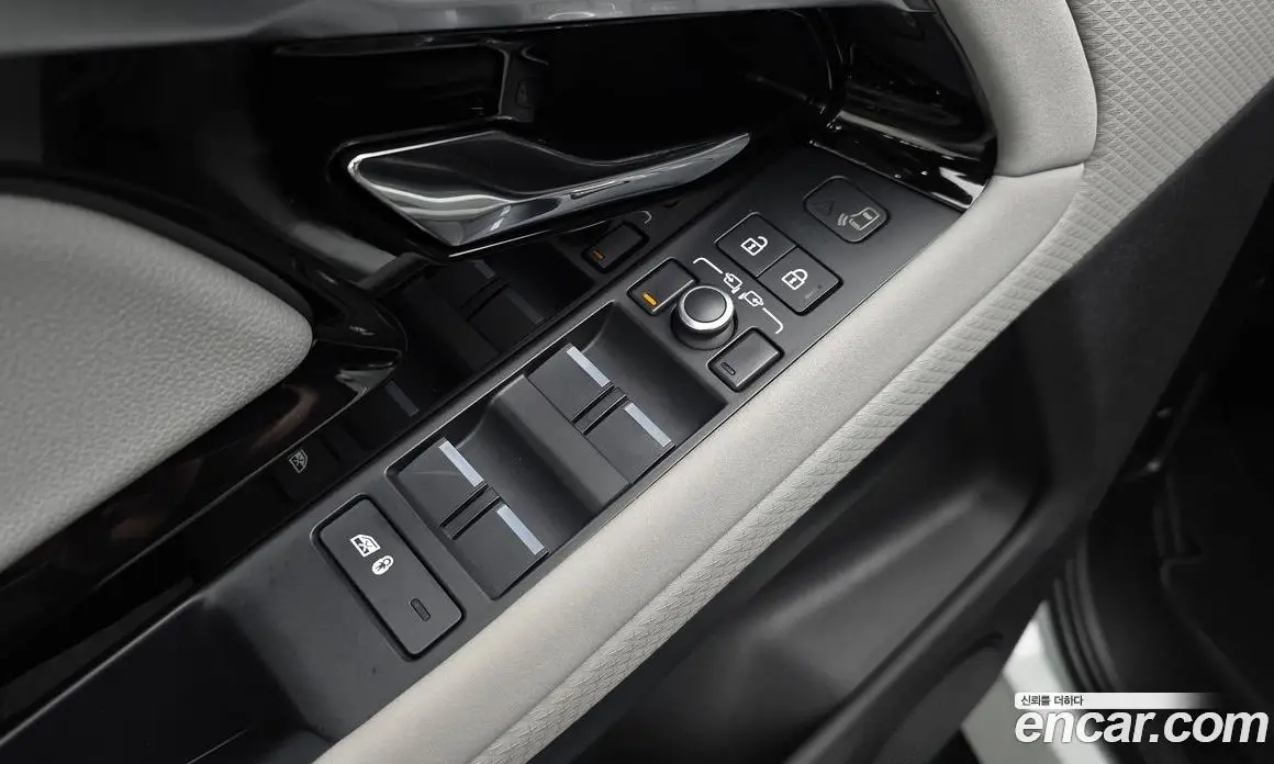 Land Rover Range Rover Evoque 2021 2.0 автомат (гидро), фото 30