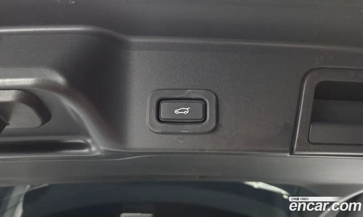 Land Rover Range Rover Evoque 2021 2.0 автомат (гидро), фото 33