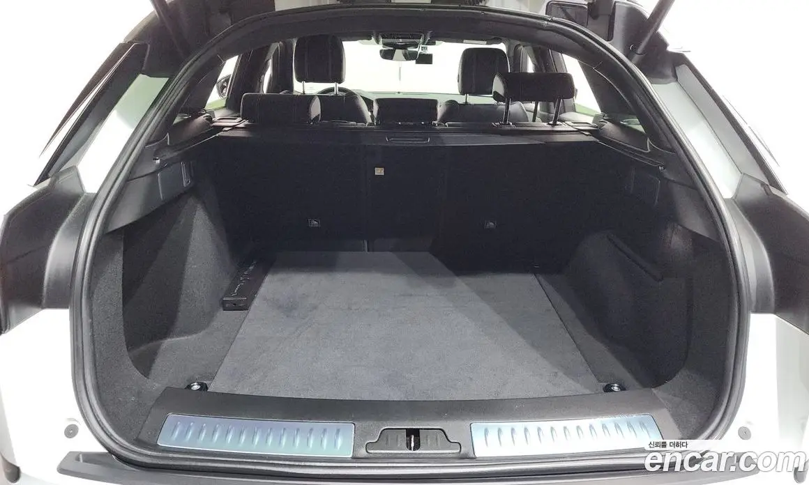 Land Rover Range Rover Velar 2020 3.0 автомат (гидро), фото 25