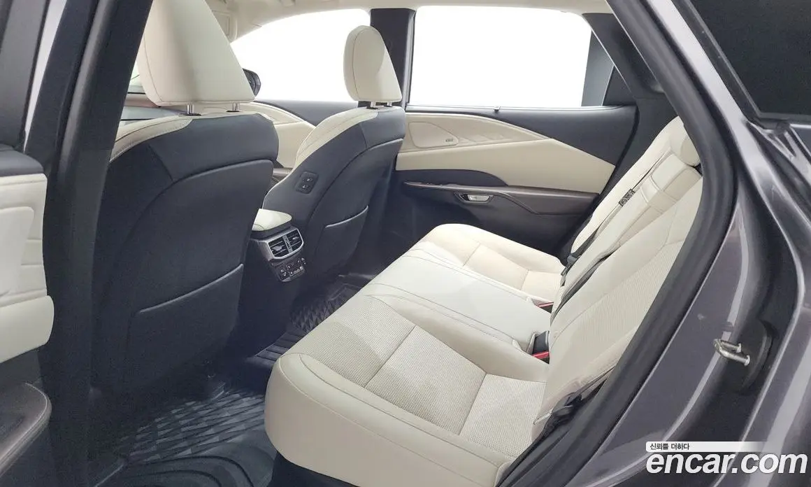 Lexus RX 2024 2.5 автомат (гидро), фото 27 Lexus RX 2024 2.5 автомат (гидро), фото 27
