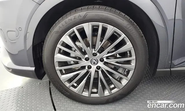 Lexus RX 2024 2.5 автомат (гидро), миниатюра 5 Lexus RX 2024 2.5 автомат (гидро), миниатюра 5