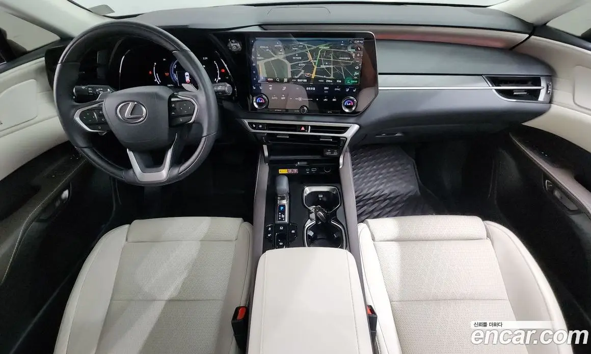Lexus RX 2024 2.5 автомат (гидро), фото 10 Lexus RX 2024 2.5 автомат (гидро), фото 10