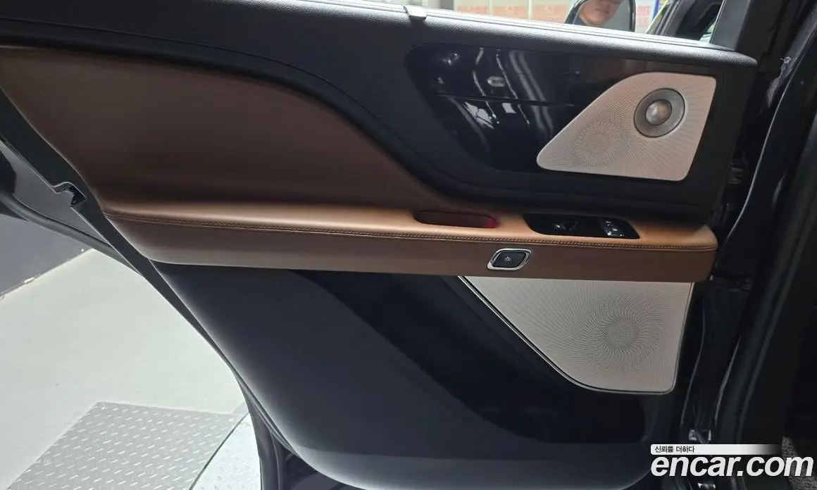 Lincoln Aviator 2022 3.0 автомат (гидро), фото 15 Lincoln Aviator 2022 3.0 автомат (гидро), фото 15