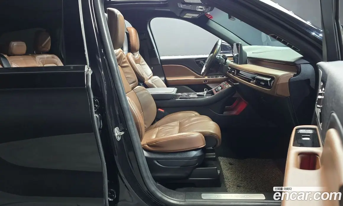Lincoln Aviator 2022 3.0 автомат (гидро), фото 16 Lincoln Aviator 2022 3.0 автомат (гидро), фото 16