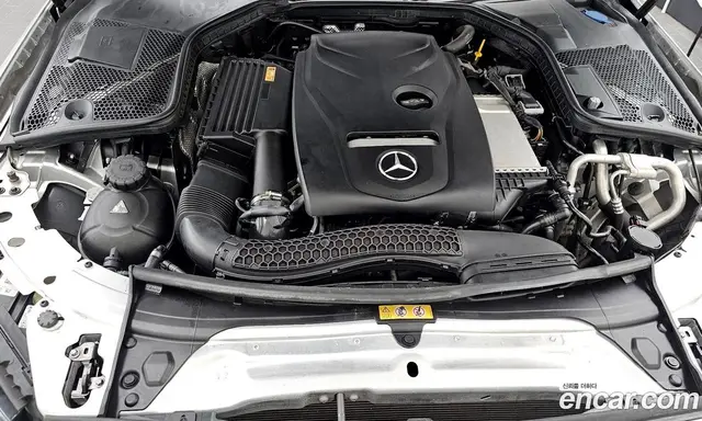 Mercedes-Benz C-Class 2017 2.0 гидро, миниатюра 6 Mercedes-Benz C-Class 2017 2.0 гидро, миниатюра 6