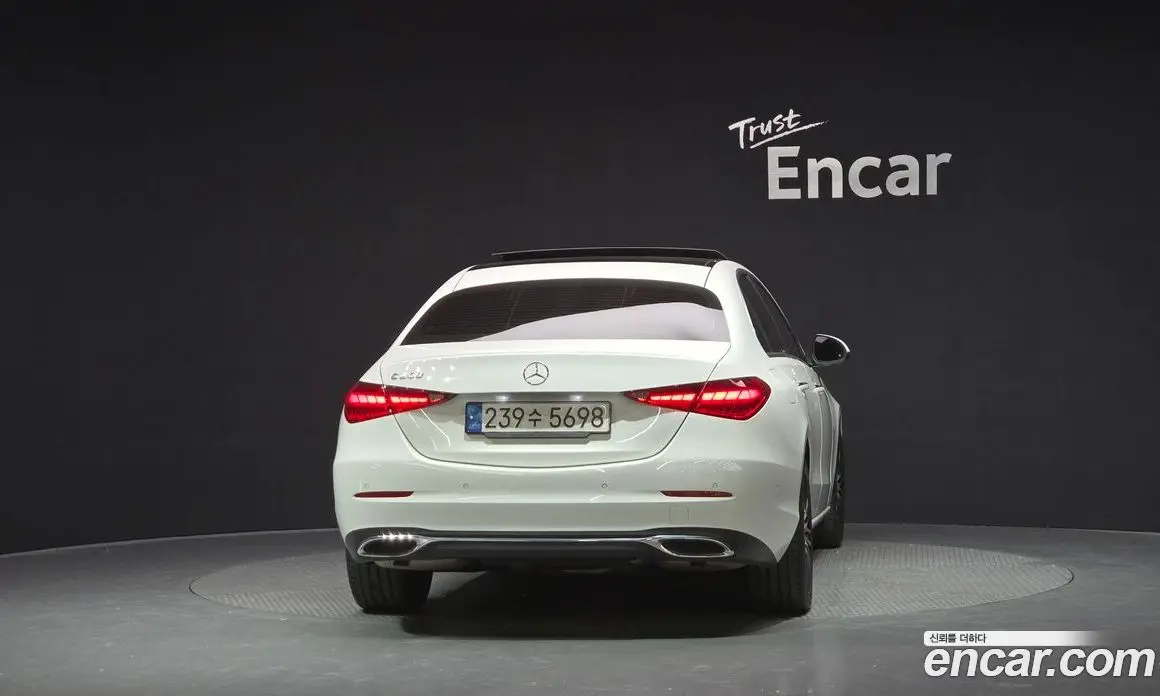 Mercedes-Benz C-Class 2022 2.0 гидро, фото 4 Mercedes-Benz C-Class 2022 2.0 гидро, фото 4
