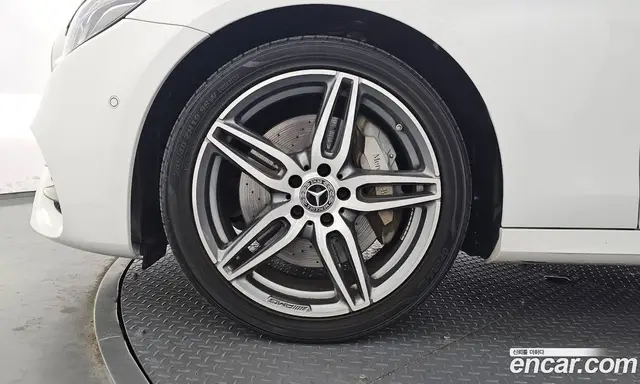 Mercedes-Benz E-Class 2019 2.0 гидро, миниатюра 5