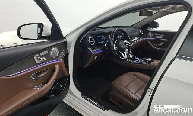 Mercedes-Benz E-Class 2019 2.0 гидро, миниатюра 10