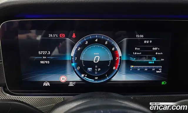 Mercedes-Benz E-Class 2019 3.0 автомат (гидро), миниатюра 11