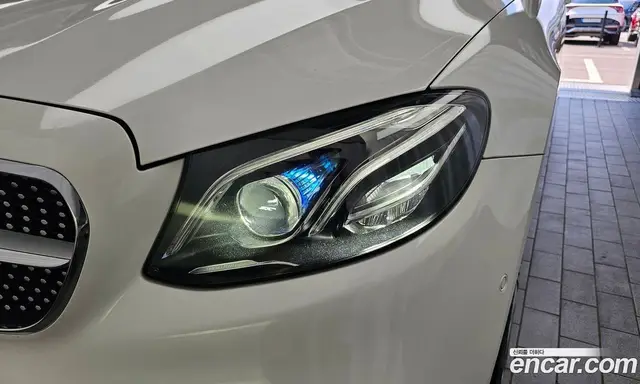 Mercedes-Benz E-Class 2019 3.0 автомат (гидро), миниатюра 8