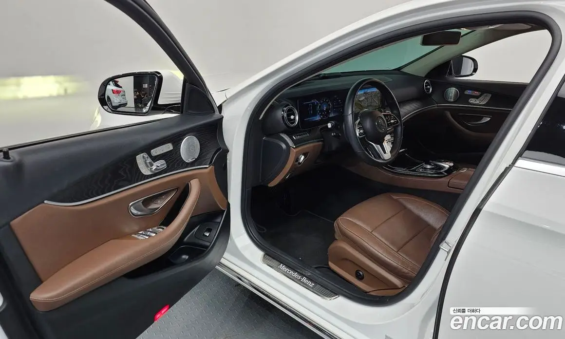 Mercedes-Benz E-Class 2019 2.0 гидро, фото 13 Mercedes-Benz E-Class 2019 2.0 гидро, фото 13
