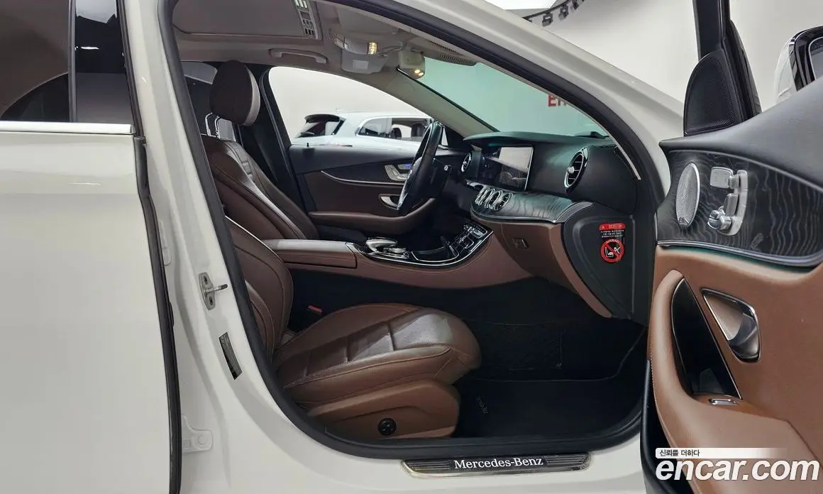 Mercedes-Benz E-Class 2019 2.0 гидро, фото 16 Mercedes-Benz E-Class 2019 2.0 гидро, фото 16