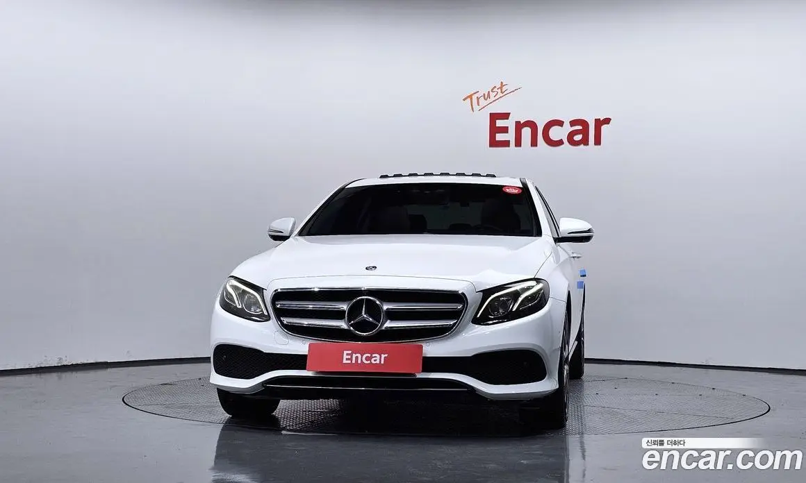 Mercedes-Benz E-Class 2019 2.0 гидро, фото 3 Mercedes-Benz E-Class 2019 2.0 гидро, фото 3