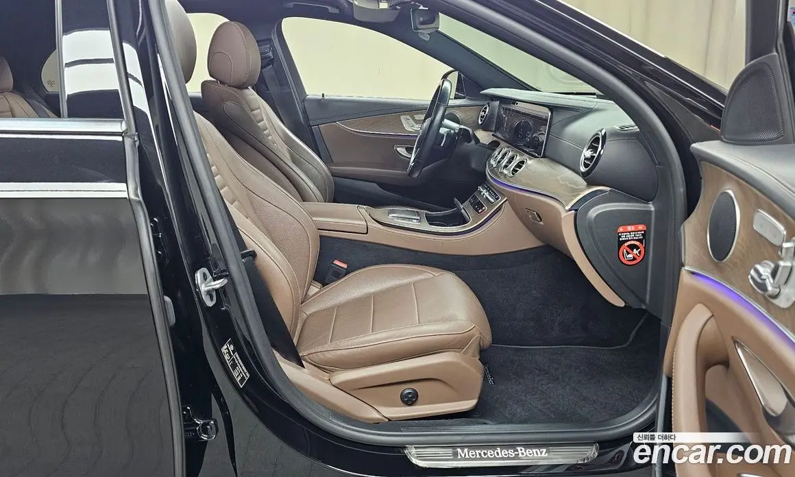 Mercedes-Benz E-Class 2021 2.0 автомат (гидро), фото 16