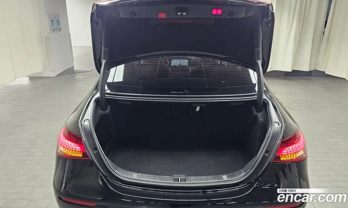 Mercedes-Benz E-Class 2021 2.0 автомат (гидро), фото 23