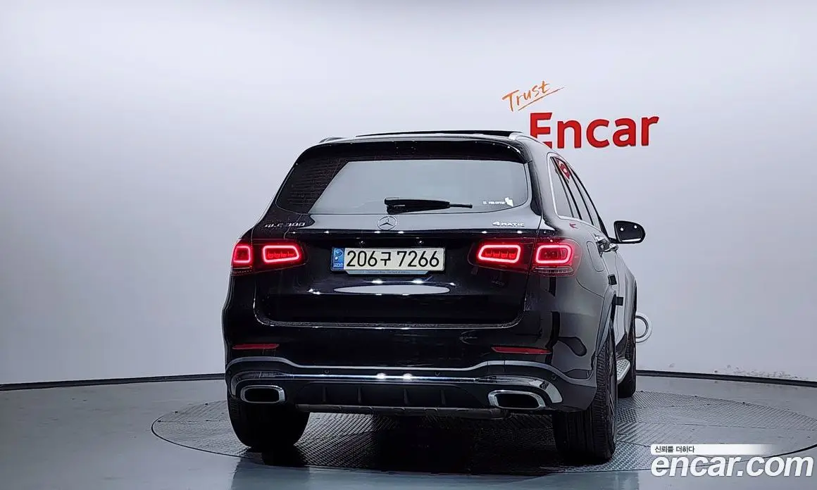 Mercedes-Benz GLC-Class 2022 2.0 гидро, фото 4 Mercedes-Benz GLC-Class 2022 2.0 гидро, фото 4