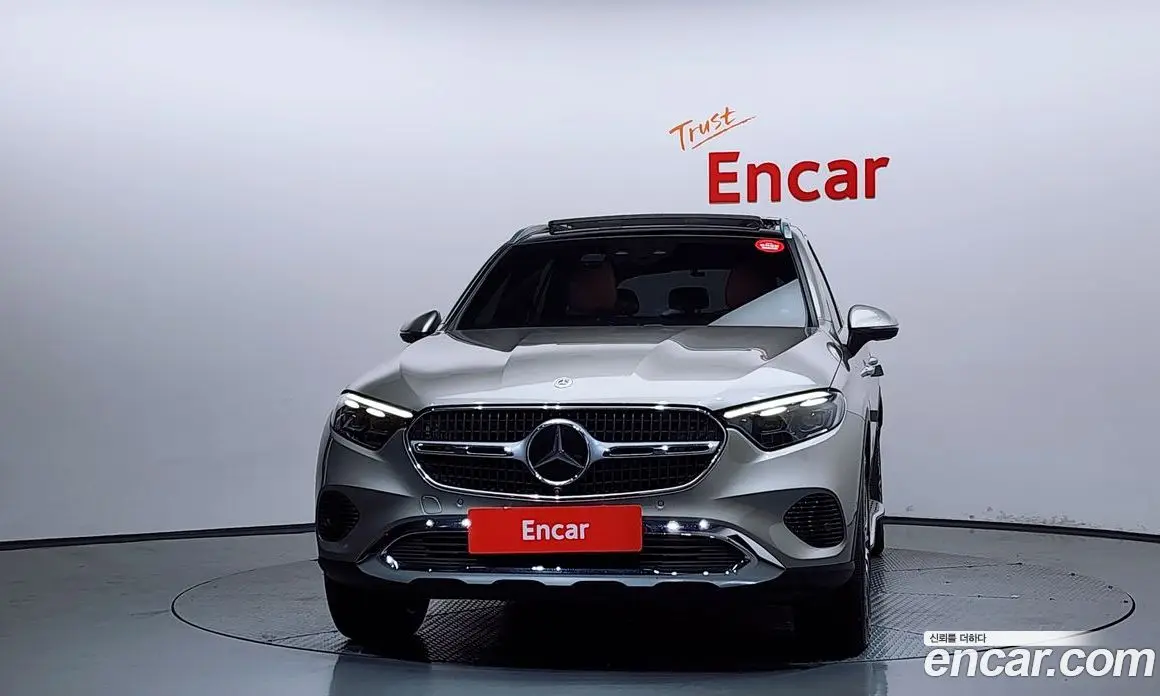 Mercedes-Benz GLC-Class 2024 2.0 гидро, фото 3