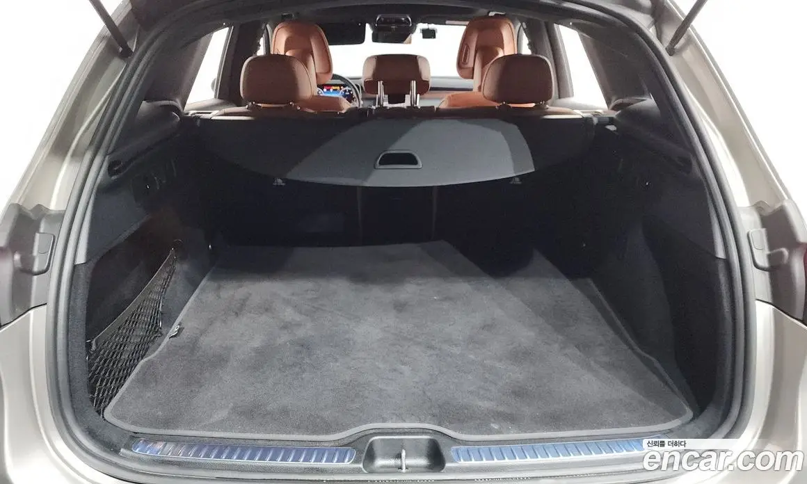 Mercedes-Benz GLC-Class 2024 2.0 гидро, фото 32
