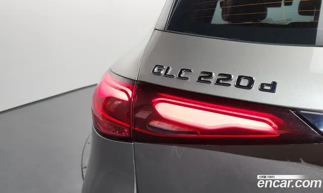 Mercedes-Benz GLC-Class 2024 2.0 гидро, миниатюра 9