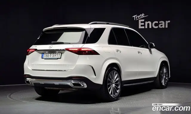 Mercedes-Benz GLE-Class 2024 3.0 гидро, миниатюра 2