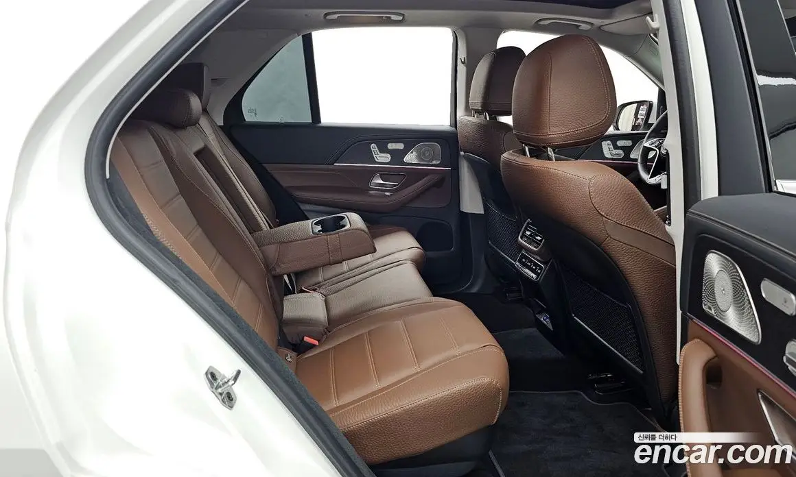 Mercedes-Benz GLE-Class 2024 3.0 гидро, фото 18