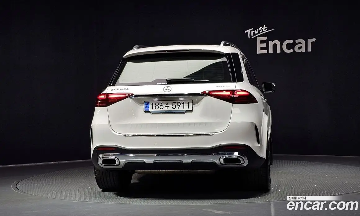 Mercedes-Benz GLE-Class 2024 3.0 гидро, фото 4