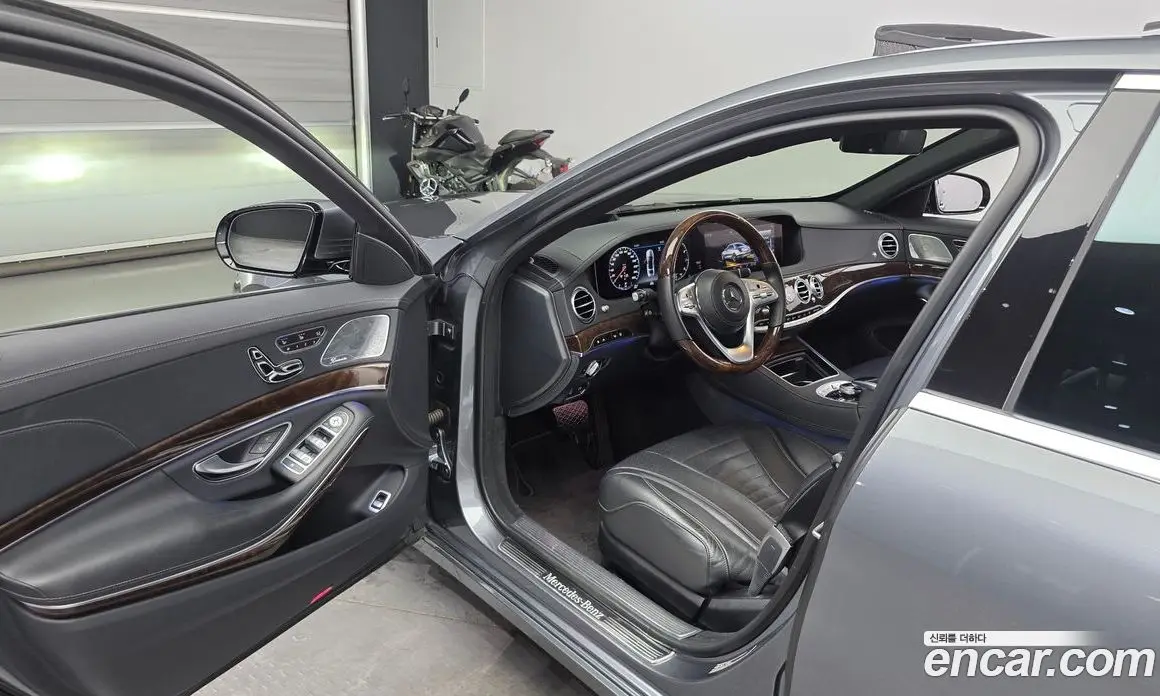 Mercedes-Benz S-Class 2019 4.0 гидро, фото 10 Mercedes-Benz S-Class 2019 4.0 гидро, фото 10