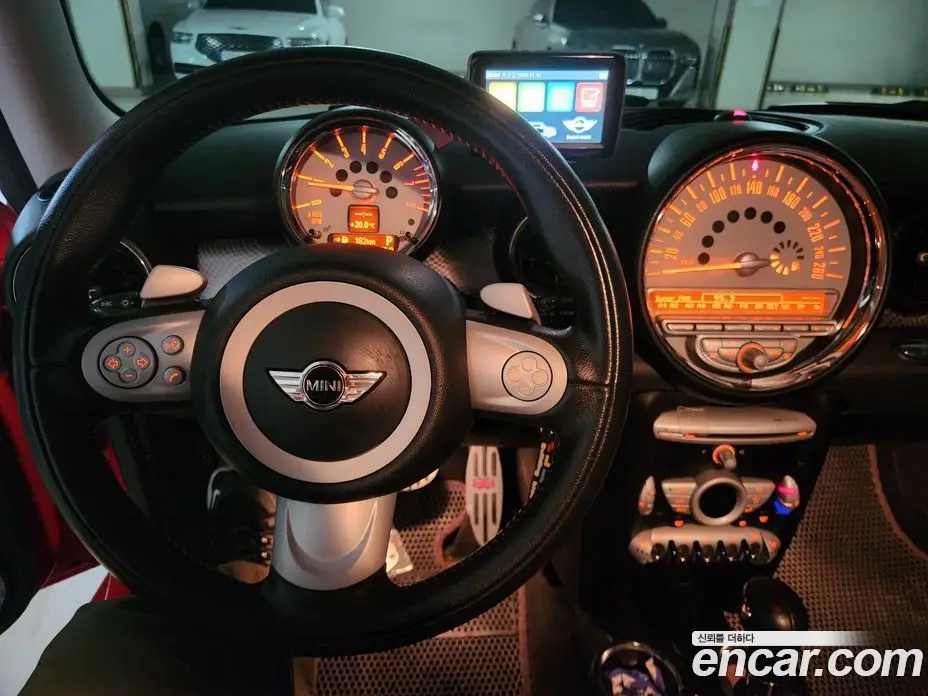 Mini Cooper 2010 1.6 автомат (гидро), фото 14