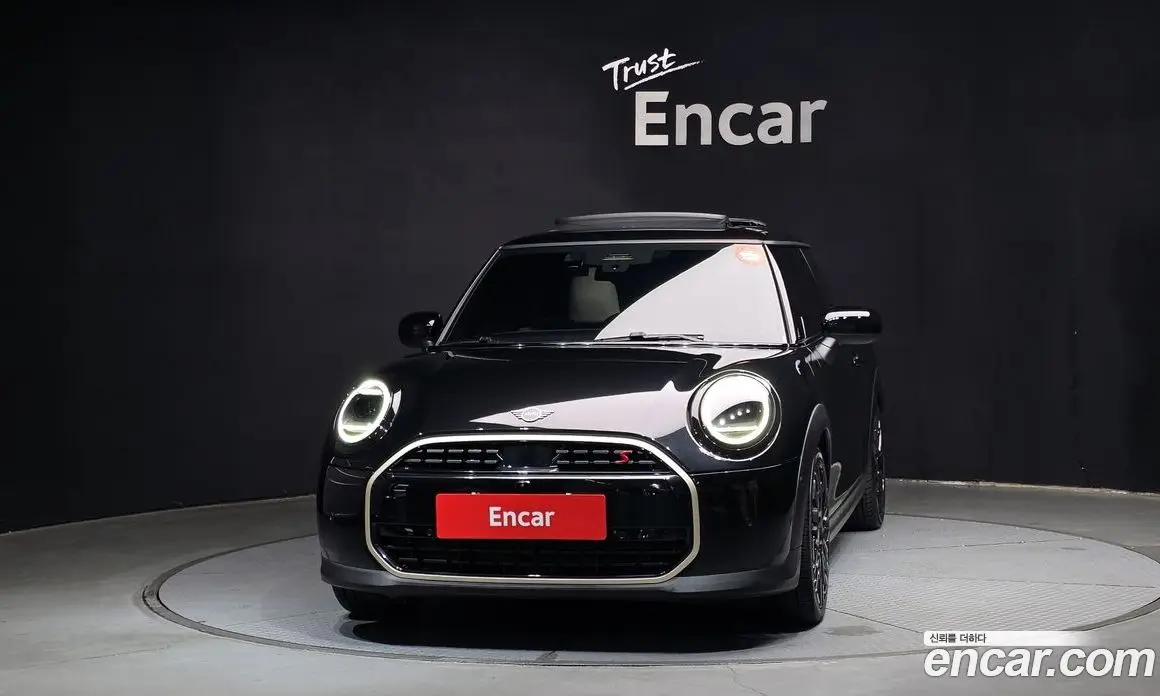 Mini Cooper 2025 2.0 автомат (гидро), фото 3
