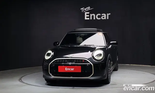 Mini Cooper 2025 2.0 автомат (гидро), миниатюра 3