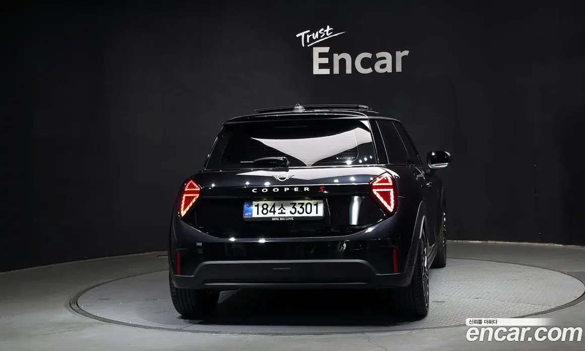 Mini Cooper 2025 2.0 автомат (гидро), фото 4